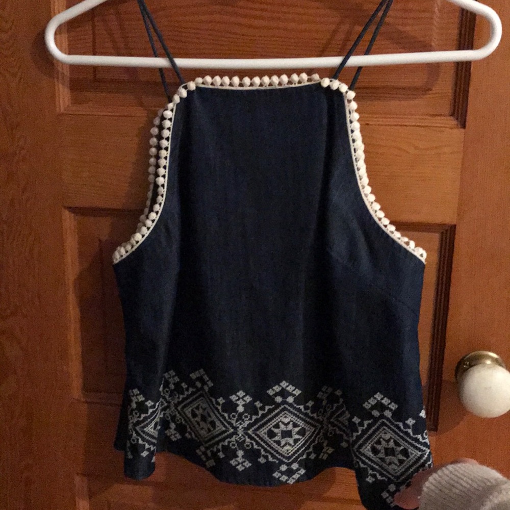 NEVER WORN adorable shirt